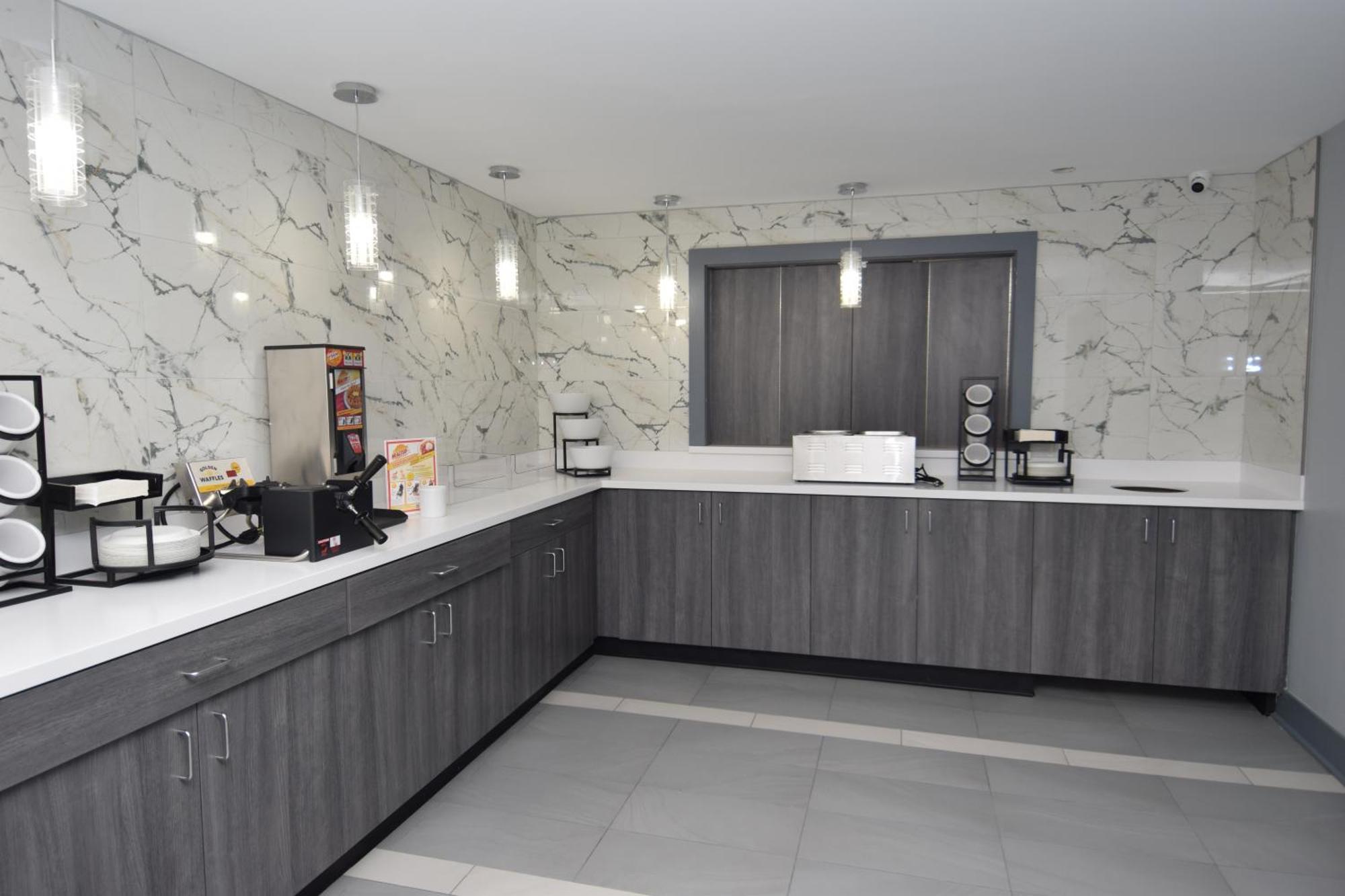 Baymont By Wyndham Batavia - Darien Lake Екстер'єр фото