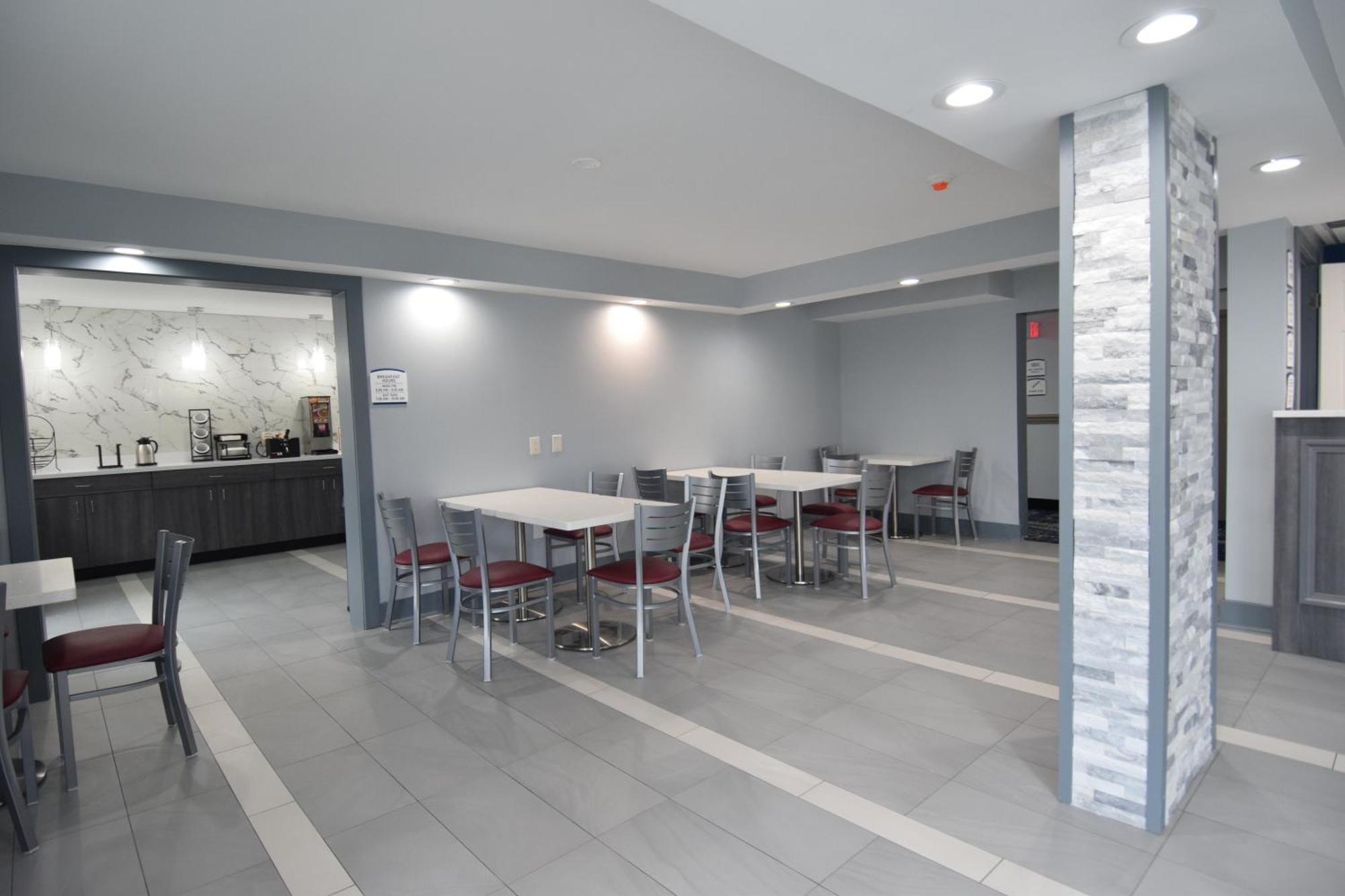 Baymont By Wyndham Batavia - Darien Lake Екстер'єр фото