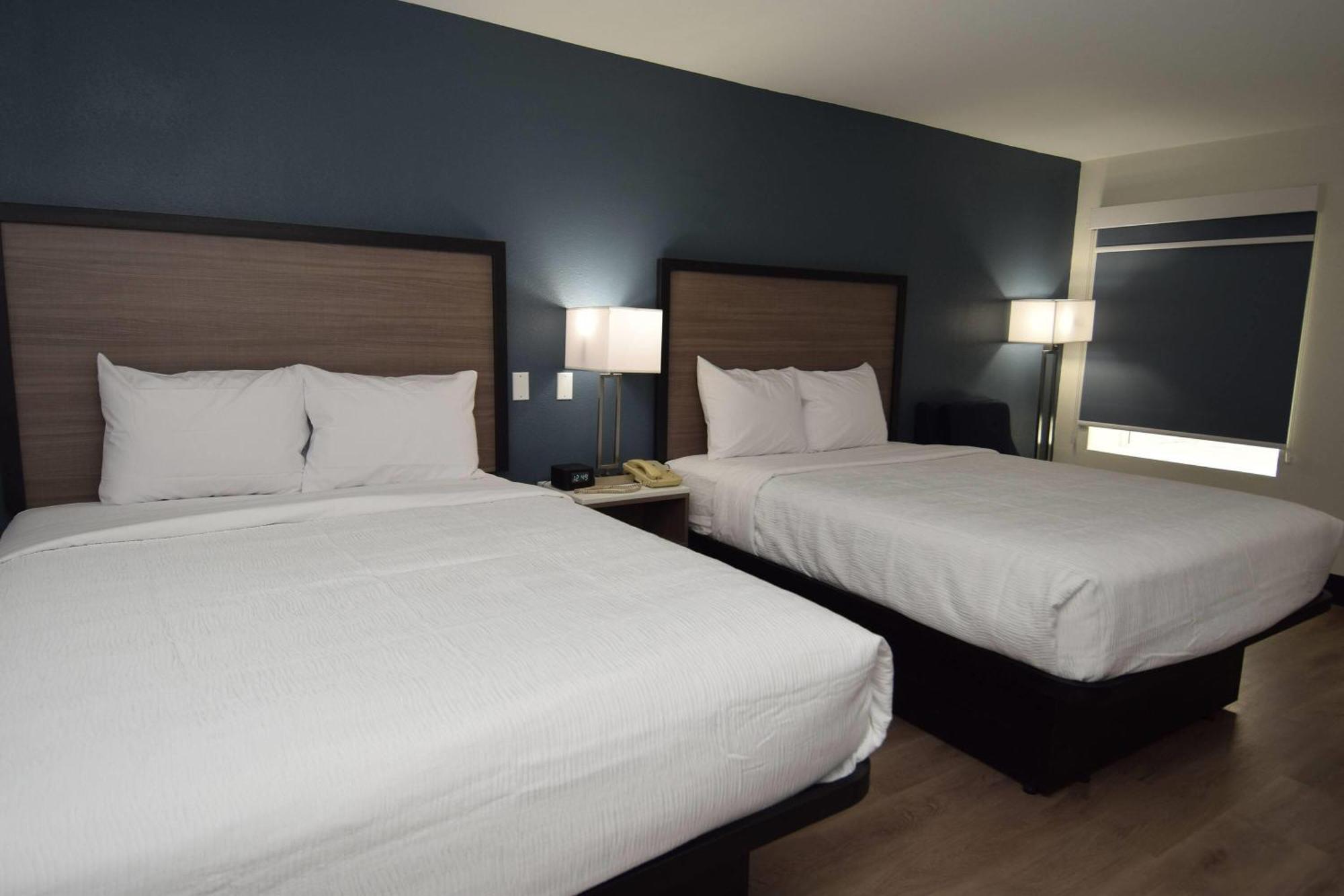 Baymont By Wyndham Batavia - Darien Lake Екстер'єр фото